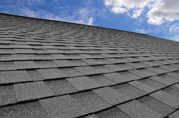 Asphalt Shingles Roofing in Decordova, TX